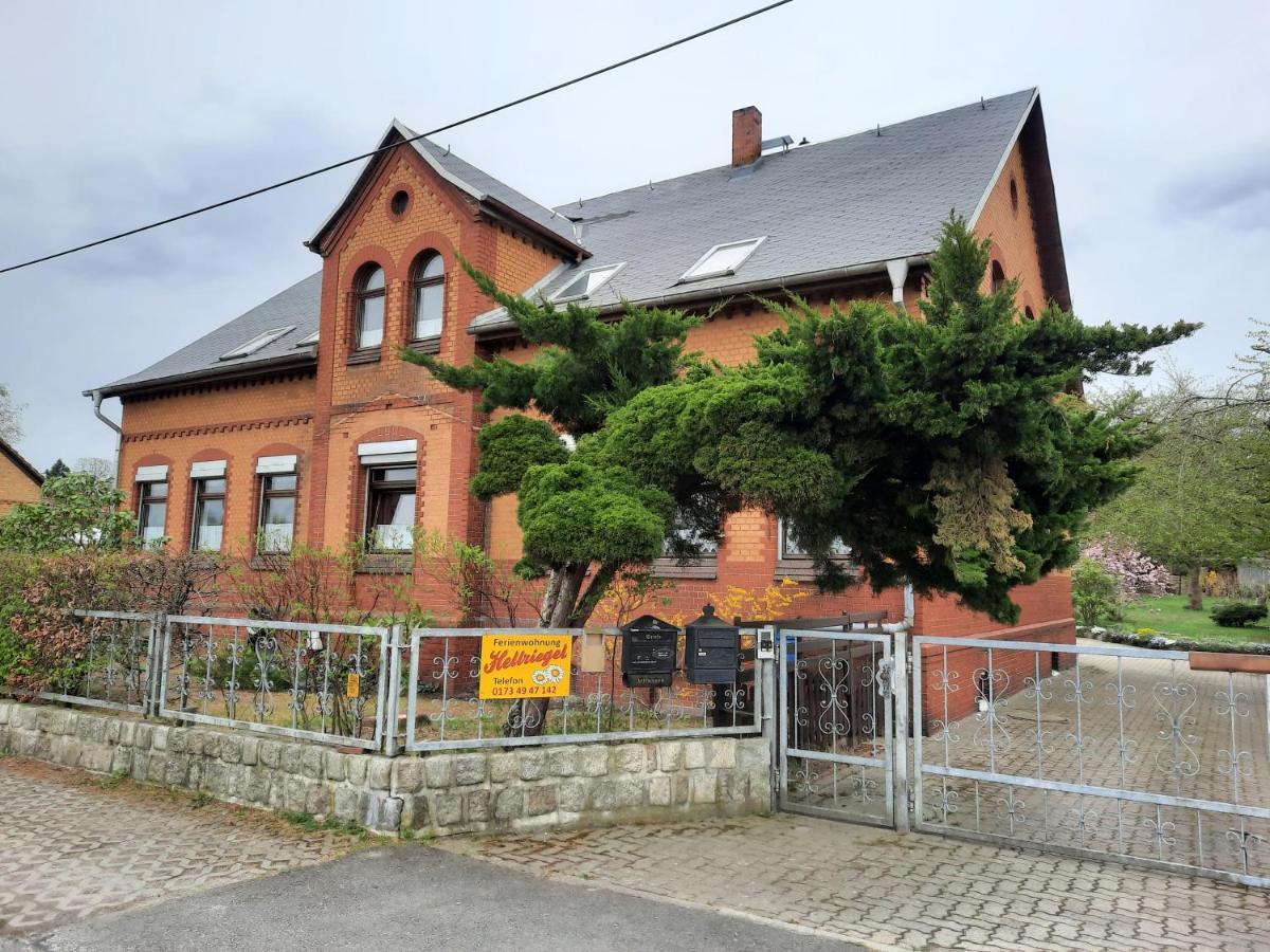 Ferienwohnung Hellriegel Weisswasser Exterior foto